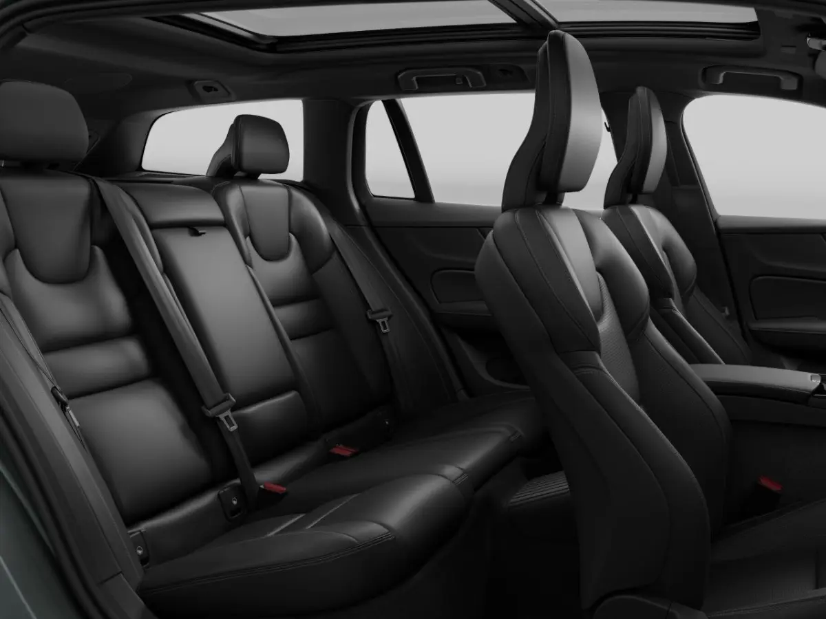 2.0 T6 Plug-in hybrid AWD Ultra Dark | Black Pakket | Massage | B&W | HUD | Gelaagd glas | Pano |