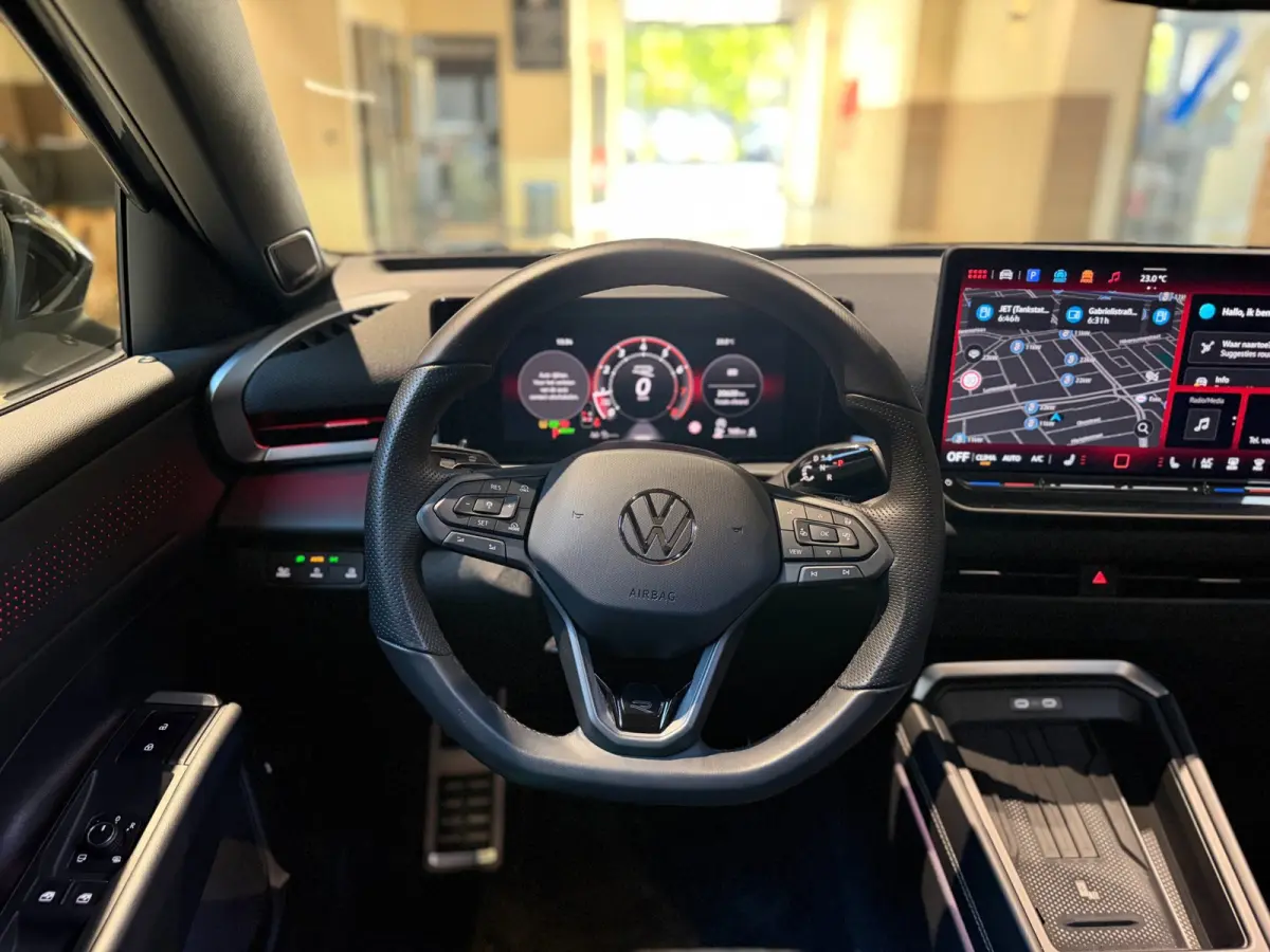 1.5 eTsi R-Line First Edition|Pano|Matrix|Keyless|H&K|HUD|360|