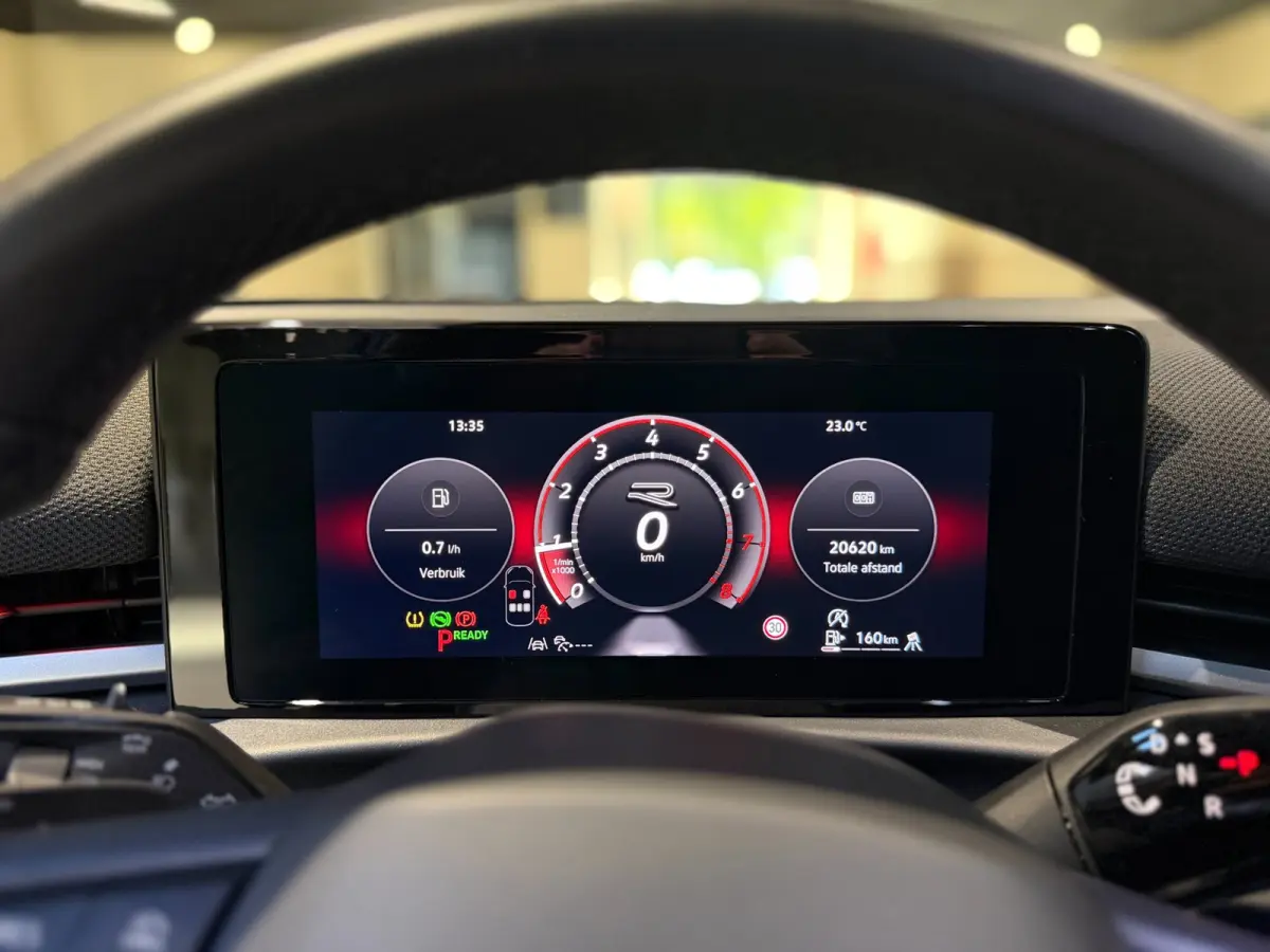 1.5 eTsi R-Line First Edition|Pano|Matrix|Keyless|H&K|HUD|360|