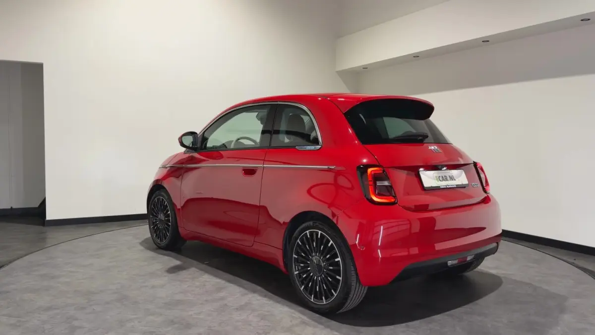 La Prima 42 kWh | Luxe Leder | ACC | Keyless