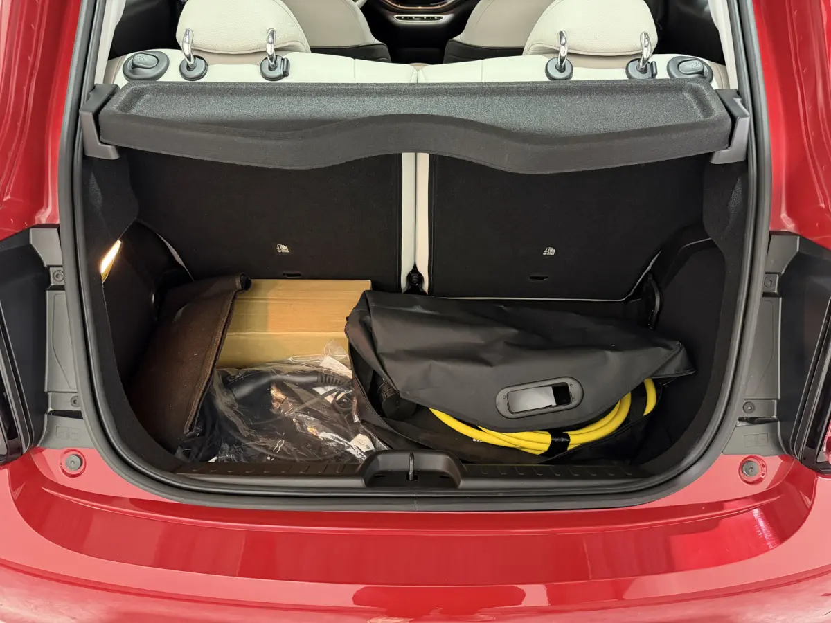 La Prima 42 kWh | Luxe Leder | ACC | Keyless