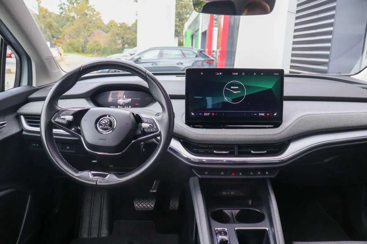 60 180pk | SoH 93% | Navigatie | Apple CarPlay/ Android Auto | Parkeersensoren Voor/Achter | Cruise Control | Stoelverwarming