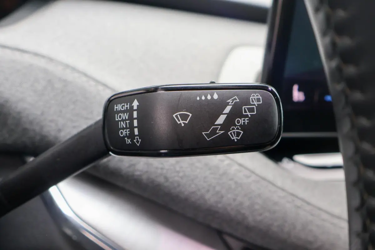 60 180pk | SoH 93% | Navigatie | Apple CarPlay/ Android Auto | Parkeersensoren Voor/Achter | Cruise Control | Stoelverwarming