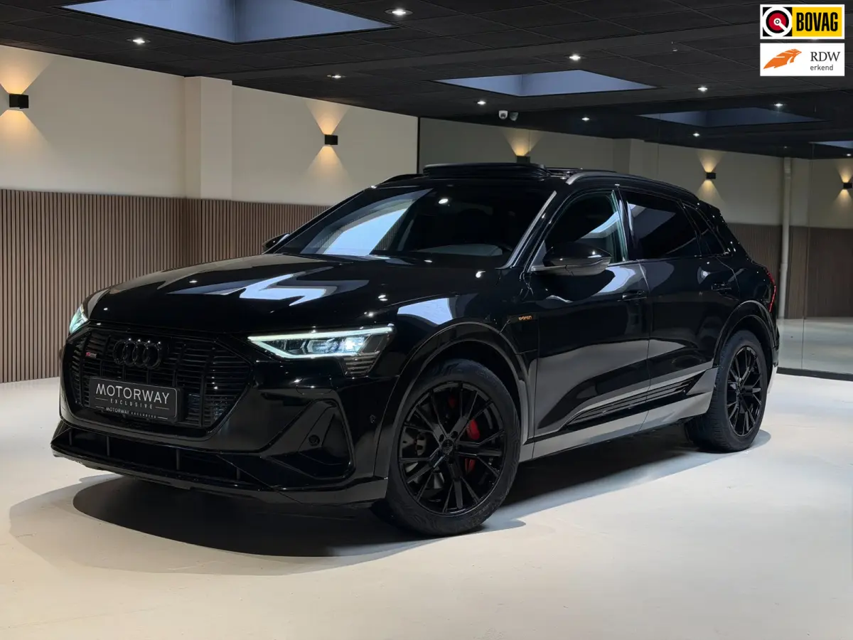 E-tron 50 quattro edition Black 71 kWh|Pano|Matrix|Memory|S line|Keyless|