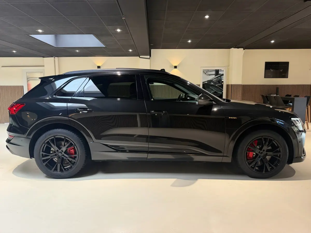 E-tron 50 quattro edition Black 71 kWh|Pano|Matrix|Memory|S line|Keyless|