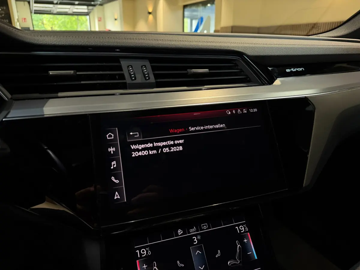 E-tron 50 quattro edition Black 71 kWh|Pano|Matrix|Memory|S line|Keyless|