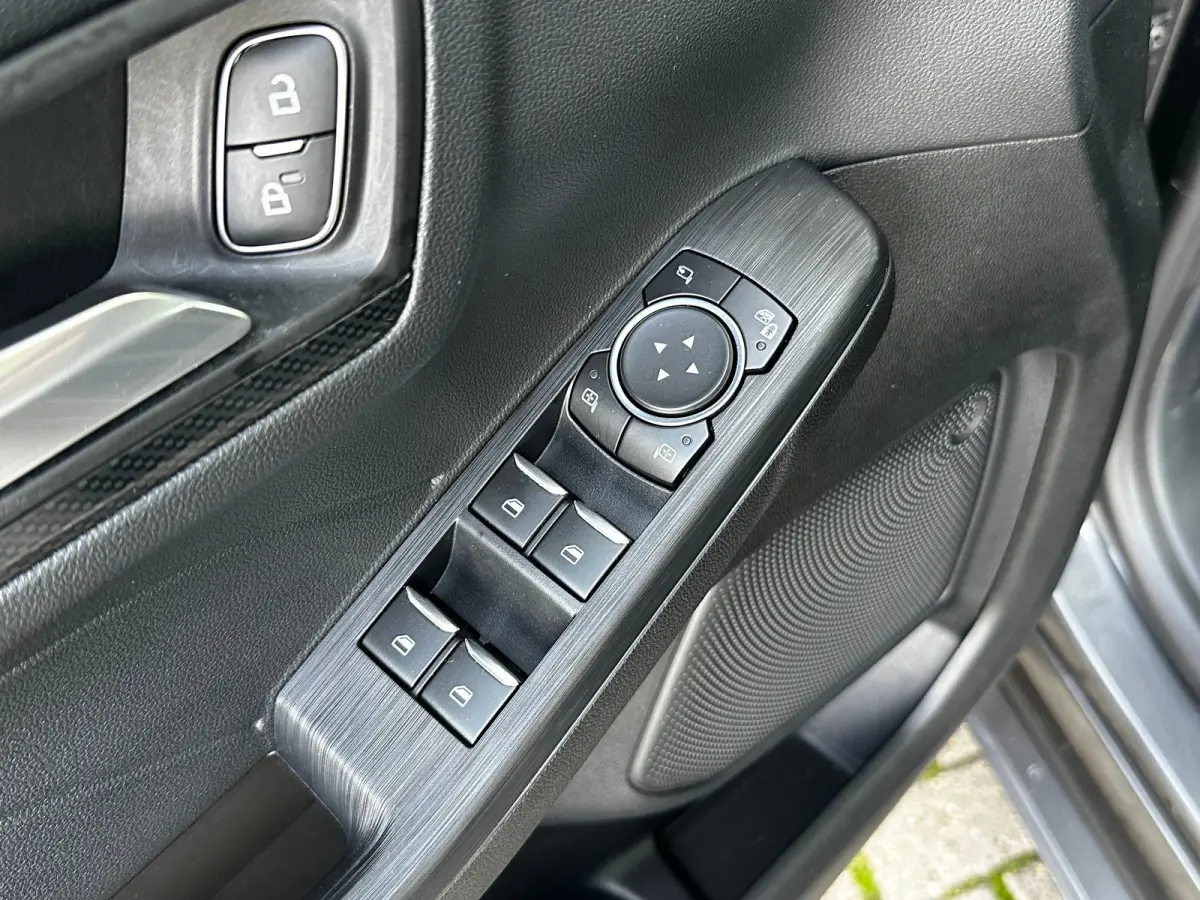 2.5 PHEV 225 PK ST-Line X | SOH 95,5%| HEAD UP DISPLAY| ADAPTIEVE CRUISE CONTROL| HALF LEER/HALF ALCANTARA| MATRIX LED| DODEHOEK DETECTIE| STUUR, STOEL, VOORRUIT EN ACHTERBANKVERWARMING| ELE