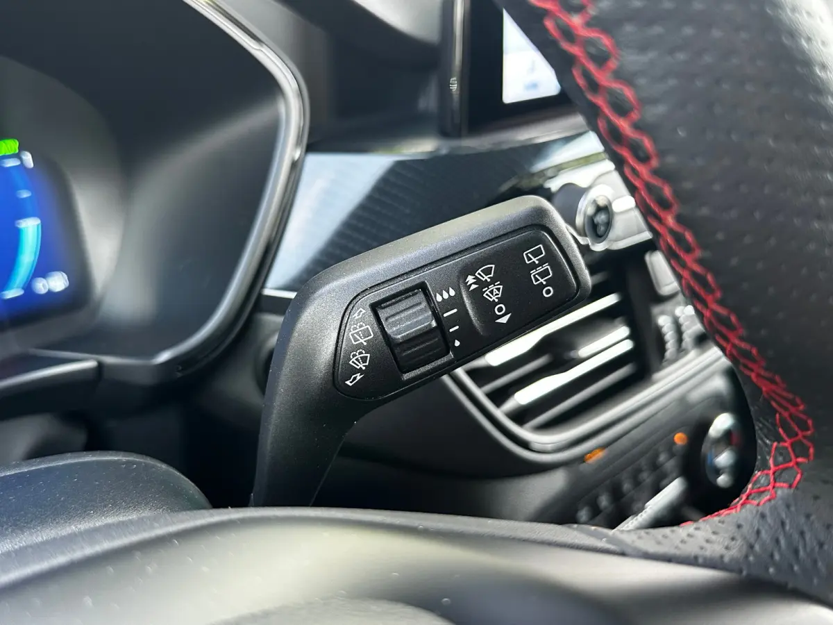 2.5 PHEV 225 PK ST-Line X | SOH 95,5%| HEAD UP DISPLAY| ADAPTIEVE CRUISE CONTROL| HALF LEER/HALF ALCANTARA| MATRIX LED| DODEHOEK DETECTIE| STUUR, STOEL, VOORRUIT EN ACHTERBANKVERWARMING| ELE