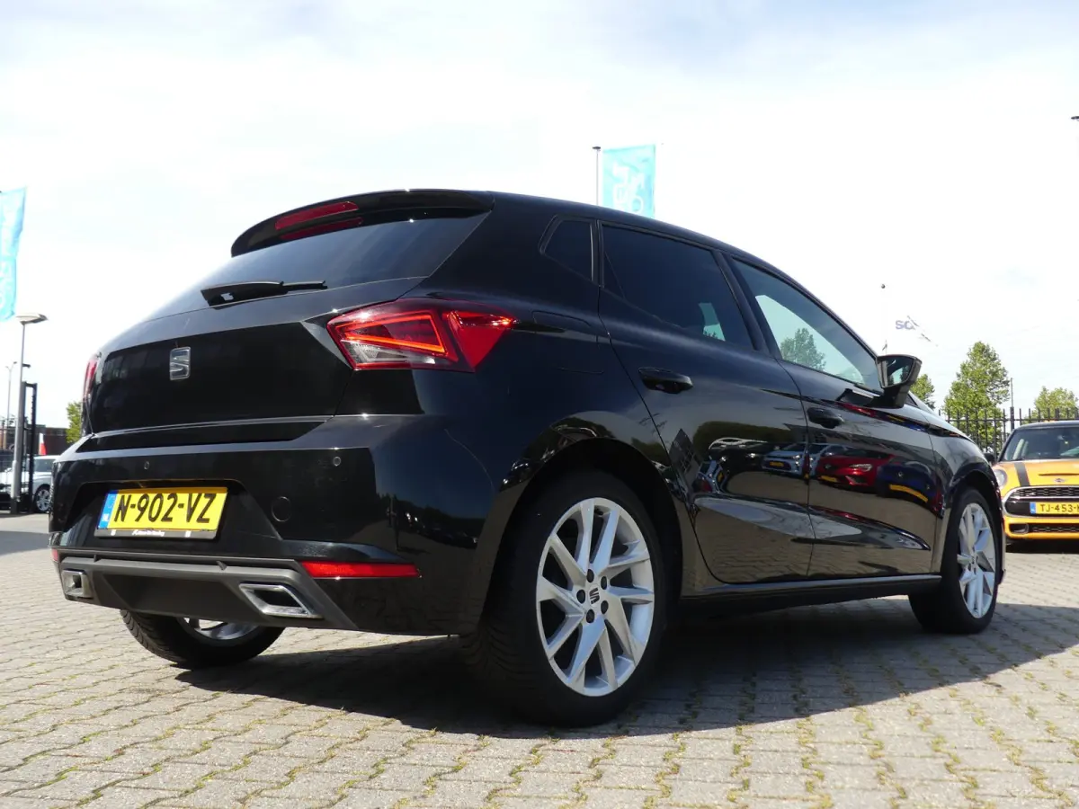 1.0 EcoTSI FR Business Intense