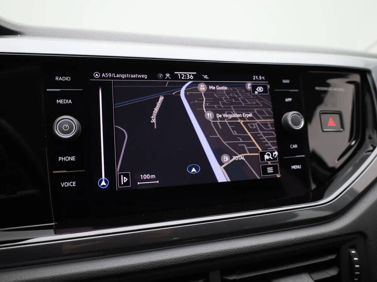 1.0 TSI Highline | 95 PK | Apple Carpaly / Android Auto | Lichtmetalen Velgen | Cruise Control Adaptief | Parkeersensoren |