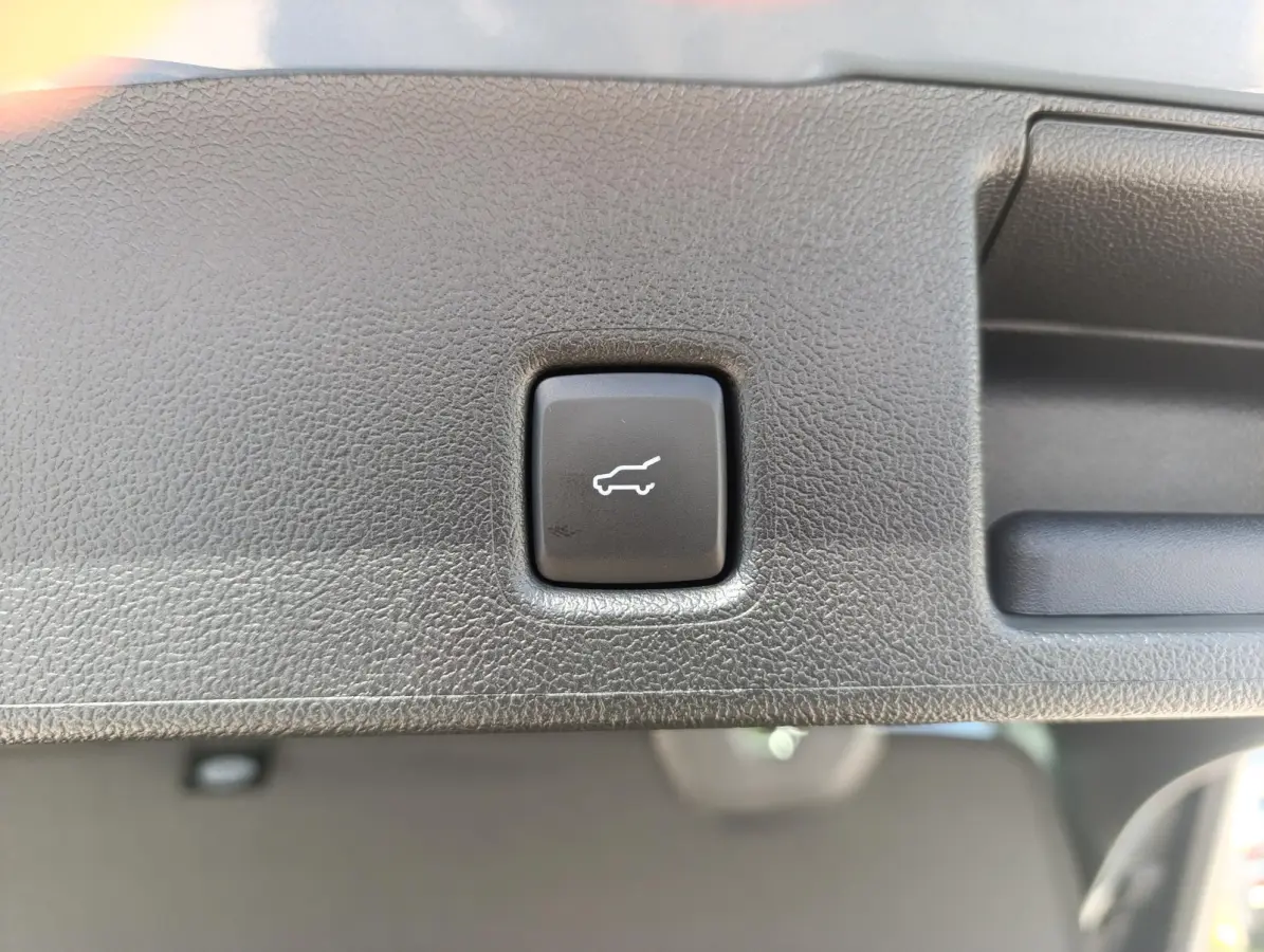 2.5 PHEV Bluecruise Edition | BLUECRUISE! | Panodak | Elek. trekhaak | Stoel/stuur voorruitverwarming | Dodehoekdetectie | Elek. stoel met geheugen | Elek. kofferklep