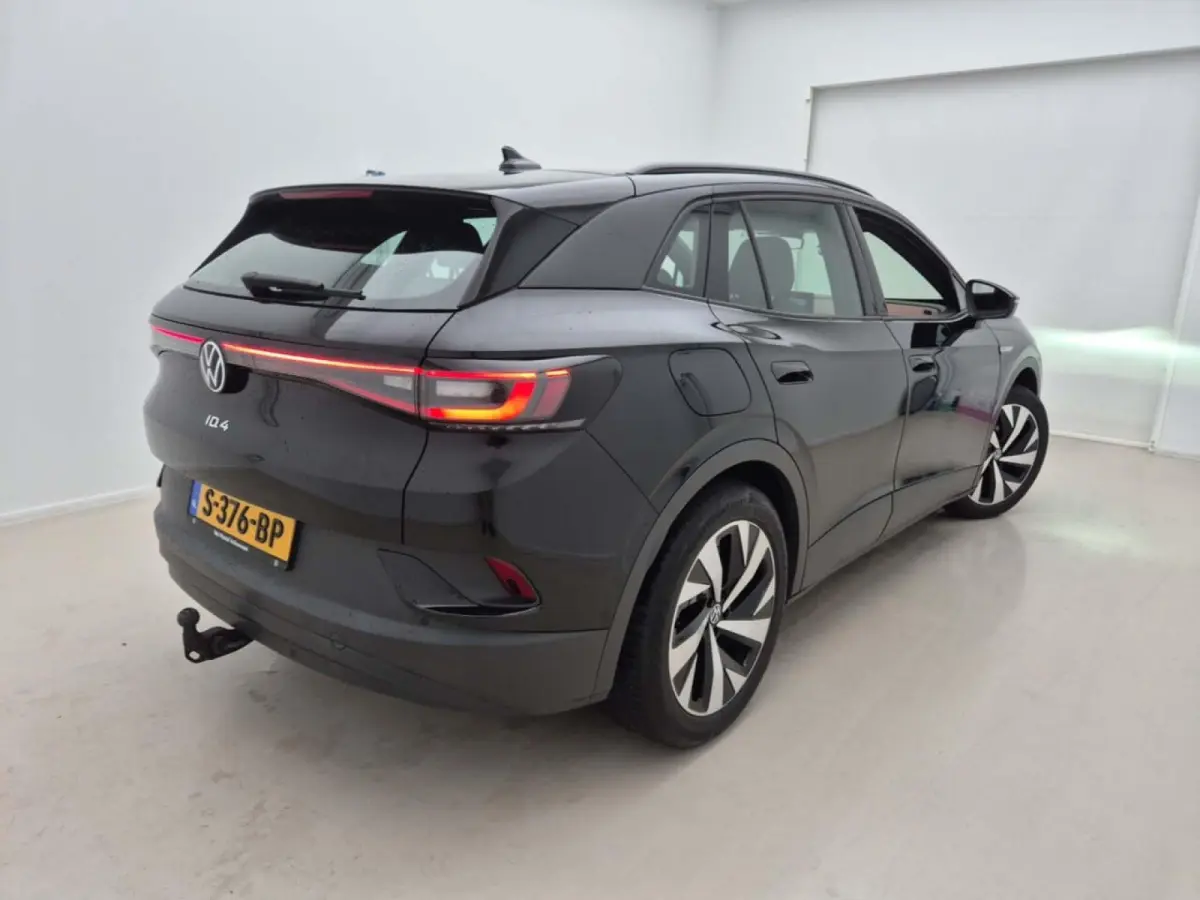 Pro 77 kWh 204 PK| Origineel Nederlands | Trekhaak | Navigatie | Achteruitrijcamera | Stoelverwarming | Stuurwielverwarming | 20 Inch Velgen