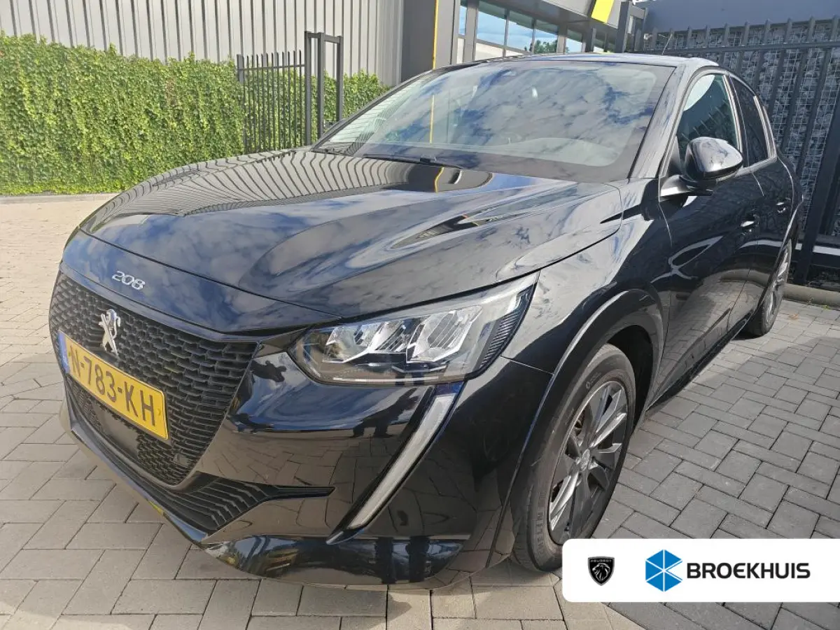 EV Allure Pack 50 kWh | Fase 3 laden | Navi by app | Stoelverwarming | Camera | Apple carplay | NL auto |