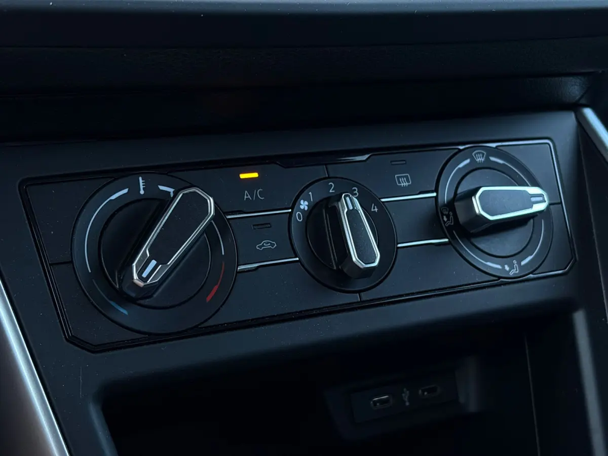 1.0 TSI 95 pk Life | Apple carplay | Parkeersensoren | Cruise control adaptief |