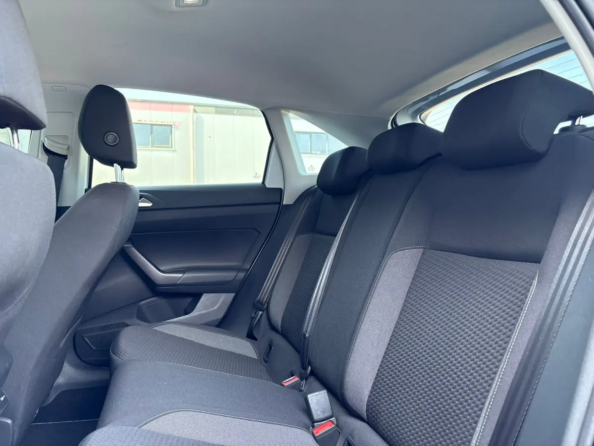 1.0 TSI 95 pk Life | Apple carplay | Parkeersensoren | Cruise control adaptief |