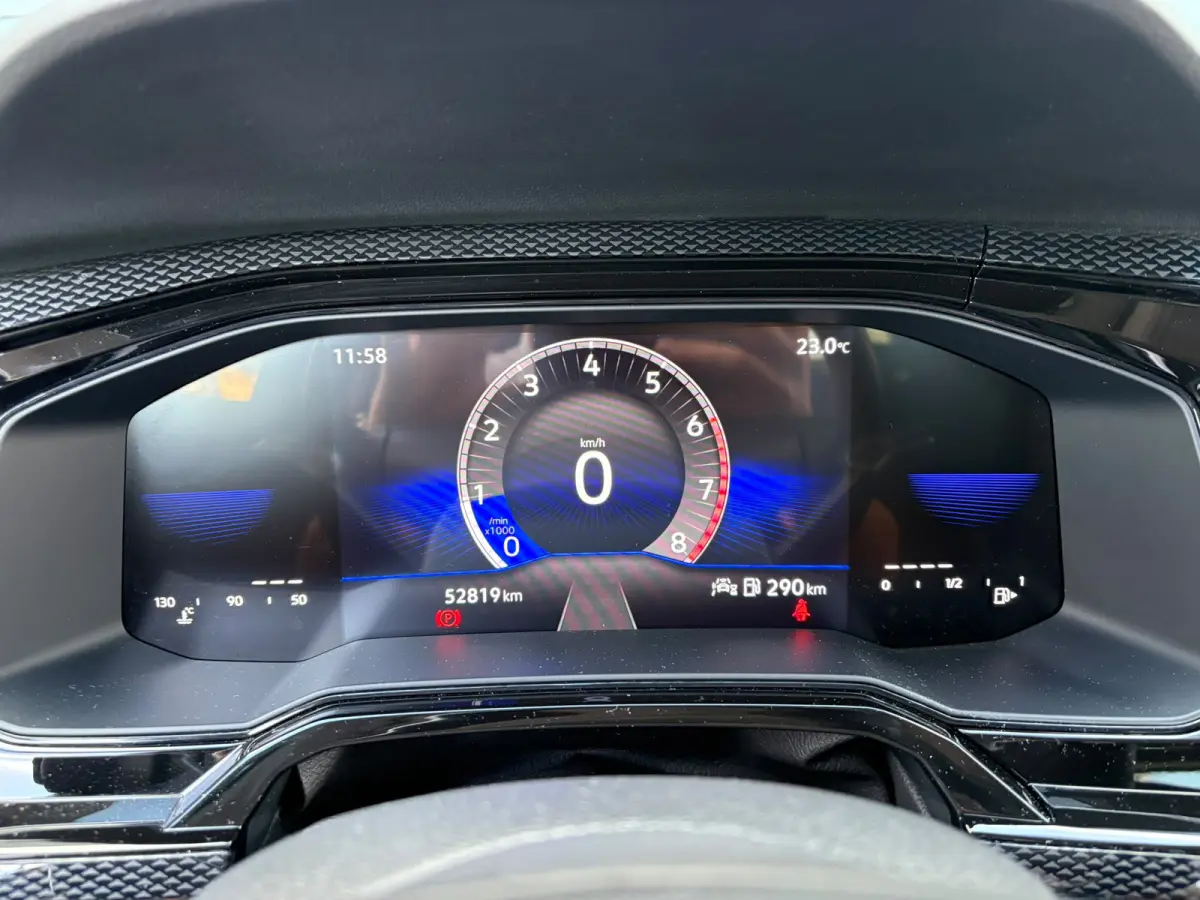 1.0 TSI 95 pk Life | Verlengde garantie | Apple Carplay | Cruise control adaptief | Getint glas | 15 inch | Airco