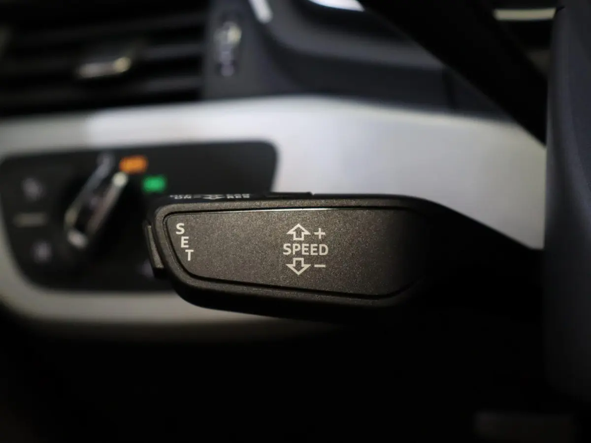 2.0 TFSI 190pk S-tronic Launch Edition | Trekhaak | LED Koplampen | Nekverwarming | Voorstoelen Verwarmd | 19" Velgen