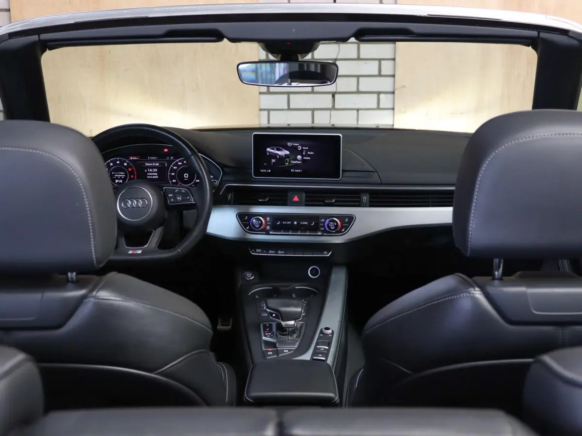 2.0 TFSI 190pk S-tronic Launch Edition | Trekhaak | LED Koplampen | Nekverwarming | Voorstoelen Verwarmd | 19" Velgen