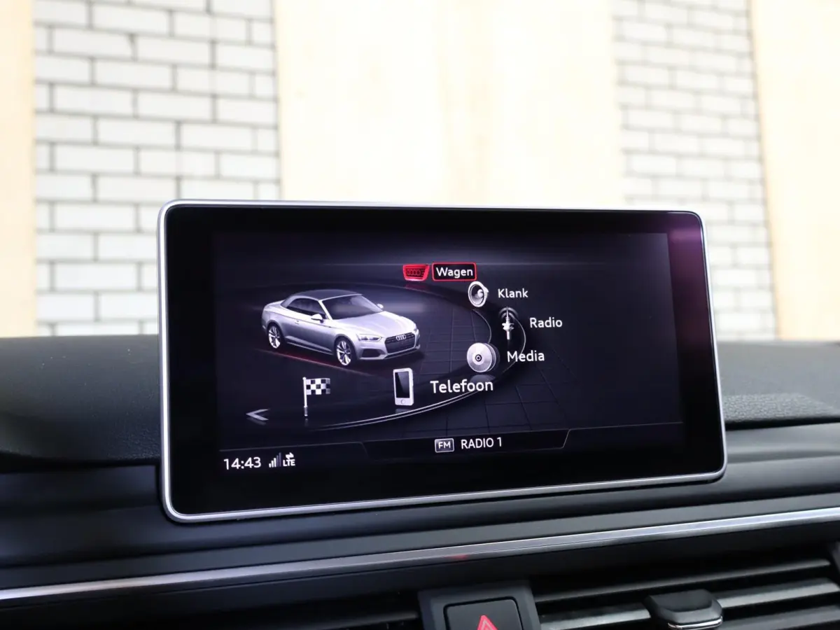 2.0 TFSI 190pk S-tronic Launch Edition | Trekhaak | LED Koplampen | Nekverwarming | Voorstoelen Verwarmd | 19" Velgen