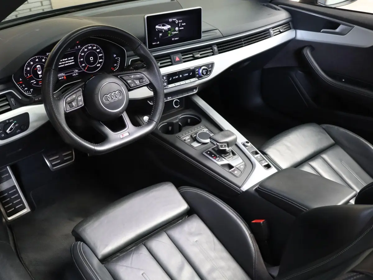 2.0 TFSI 190pk S-tronic Launch Edition | Trekhaak | LED Koplampen | Nekverwarming | Voorstoelen Verwarmd | 19" Velgen