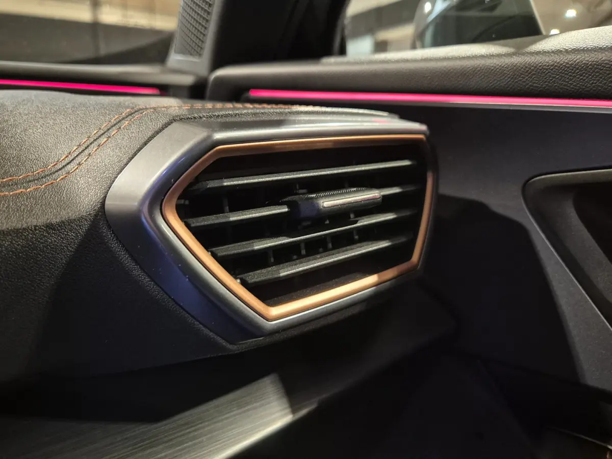 1.4 TSI e-Hybrid PHEV Essential - CarPlay - Virtual Cockpit - Adapt Cruise