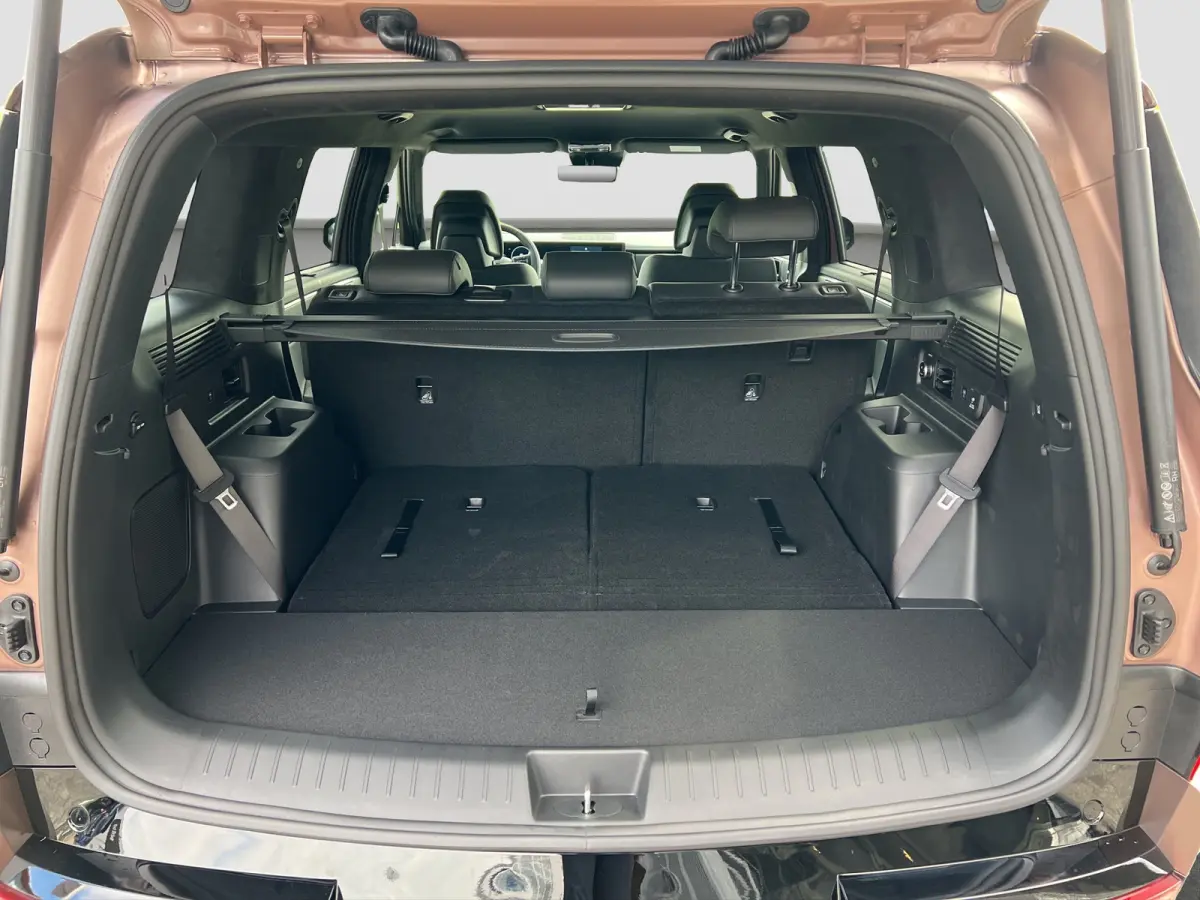 1.6 T-GDI PHEV 252pk Black Line 4WD 7p. | Draadloos carplay | Trekhaak | Premium Audio | Stoelventilatie | Bestuurdersstoel met geheugen | Head-up display | Leder | 360 graden camera | Stoel