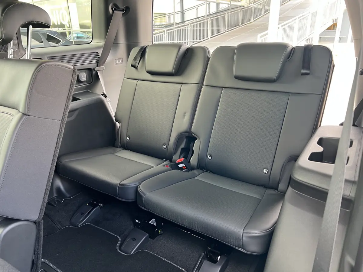 1.6 T-GDI PHEV 252pk Black Line 4WD 7p. | Draadloos carplay | Trekhaak | Premium Audio | Stoelventilatie | Bestuurdersstoel met geheugen | Head-up display | Leder | 360 graden camera | Stoel
