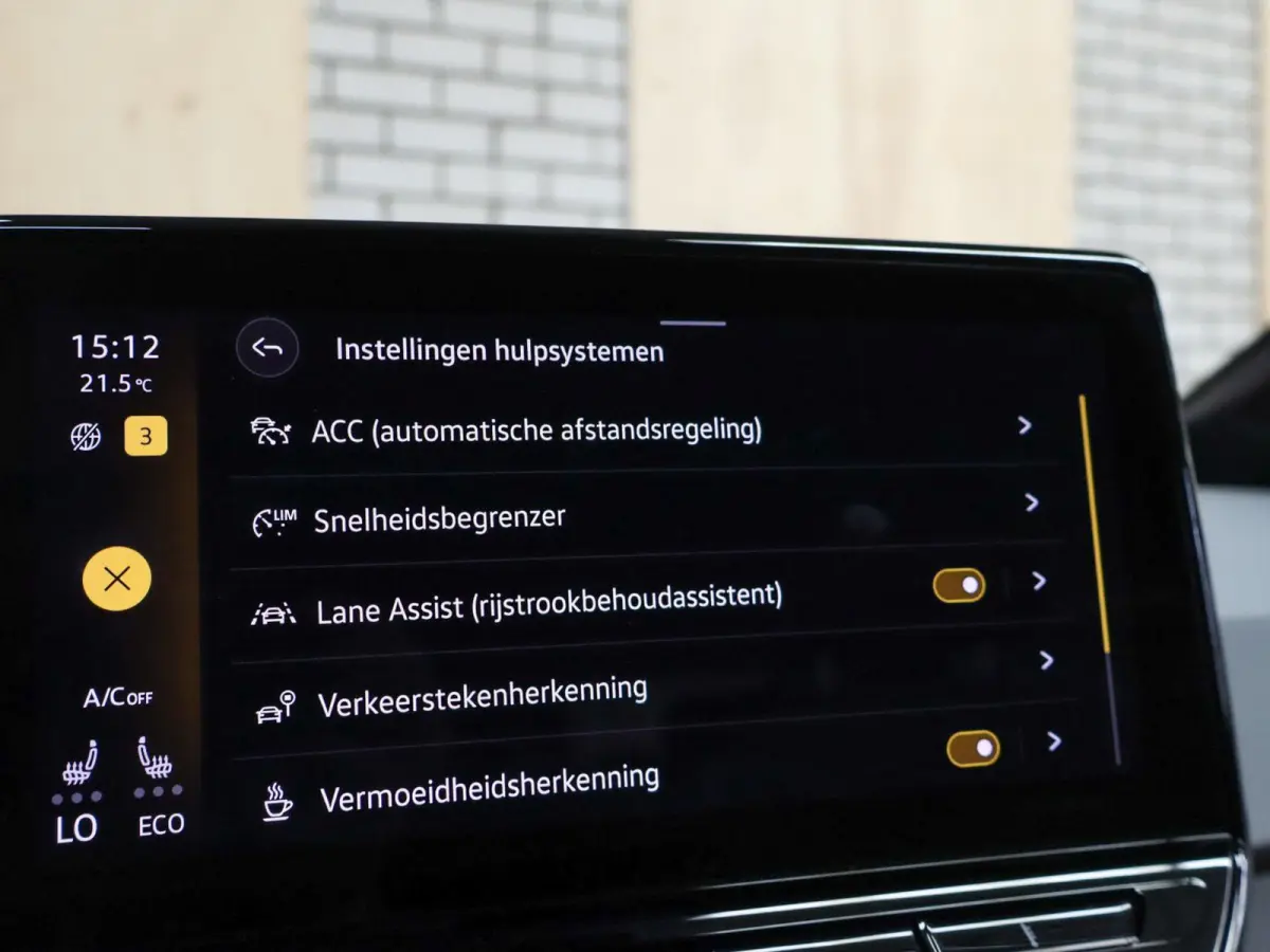 204pk First Plus 58 kWh | SoH 96% | Voorstoelen Verwarmd | Adaptive Cruise | 19" Velgen