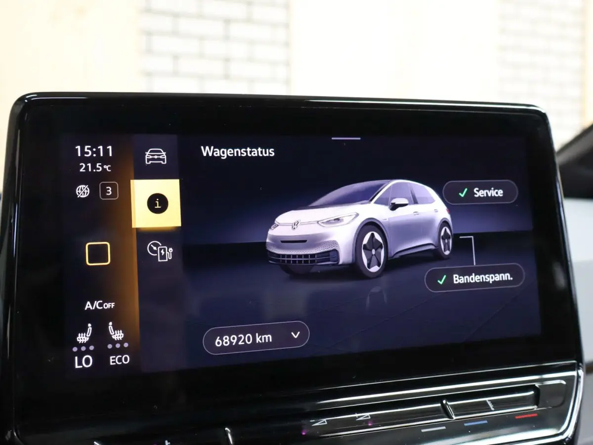 204pk First Plus 58 kWh | SoH 96% | Voorstoelen Verwarmd | Adaptive Cruise | 19" Velgen
