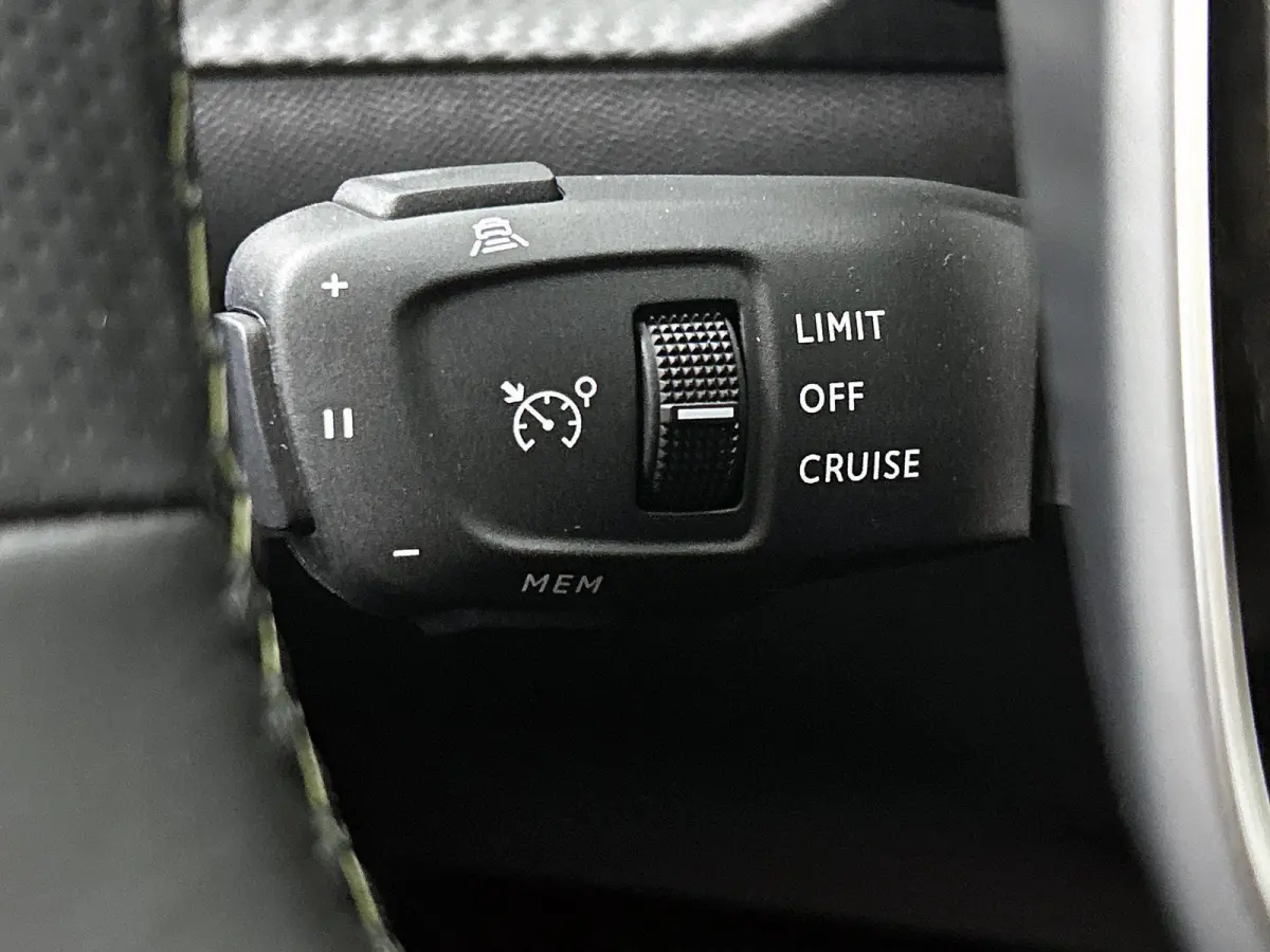 1.2 Hybrid 136 GT
