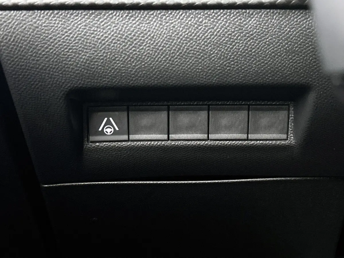 1.2 Hybrid 136 GT