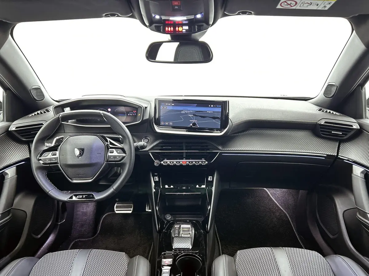 1.2 Hybrid 136 GT