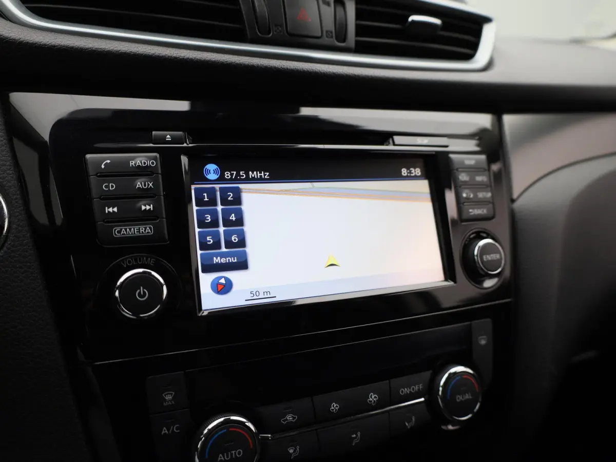 1.2 N-Connecta | Climate Control | Navigatie | Stoelverwarming | Achteruitrijcamera | Parkeersensoren | Lichtmetalen Velgen |