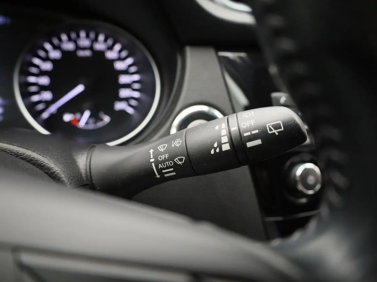 1.2 N-Connecta | Climate Control | Navigatie | Stoelverwarming | Achteruitrijcamera | Parkeersensoren | Lichtmetalen Velgen |