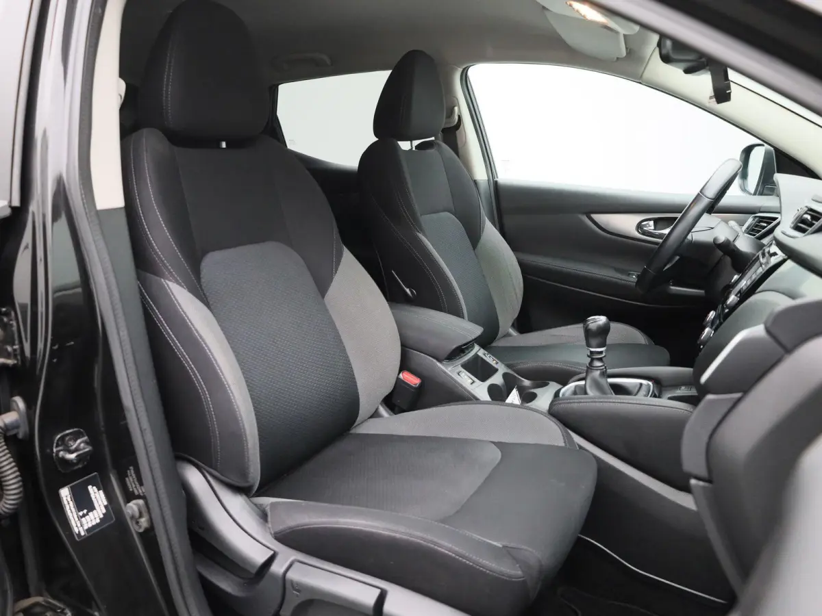 1.2 N-Connecta | Climate Control | Navigatie | Stoelverwarming | Achteruitrijcamera | Parkeersensoren | Lichtmetalen Velgen |