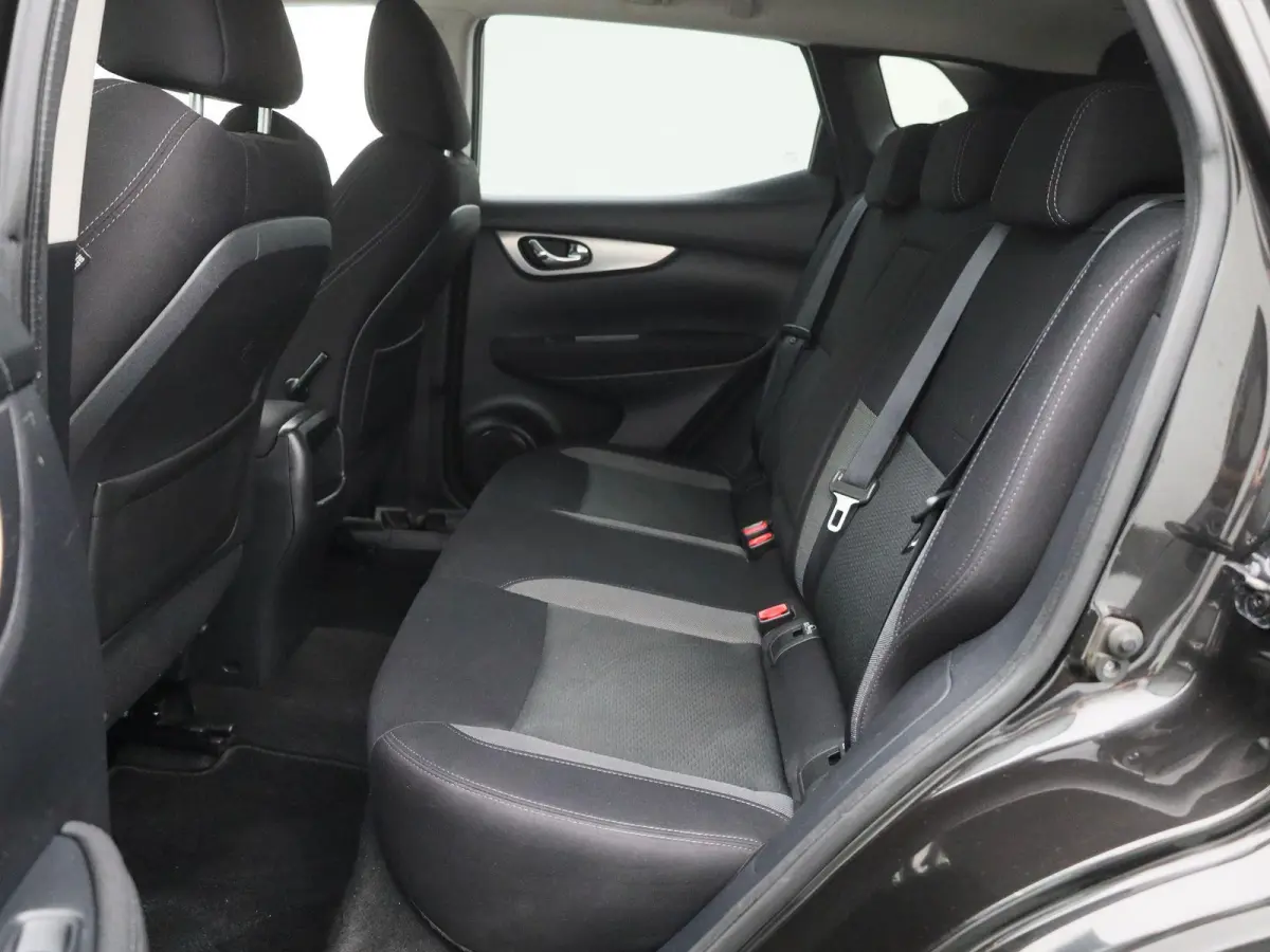 1.2 N-Connecta | Climate Control | Navigatie | Stoelverwarming | Achteruitrijcamera | Parkeersensoren | Lichtmetalen Velgen |