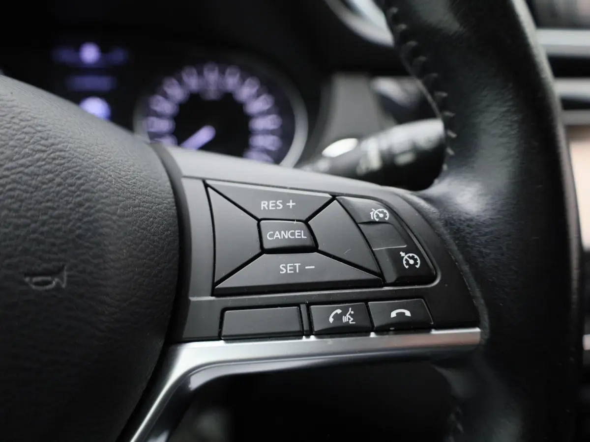 1.2 N-Connecta | Climate Control | Navigatie | Stoelverwarming | Achteruitrijcamera | Parkeersensoren | Lichtmetalen Velgen |