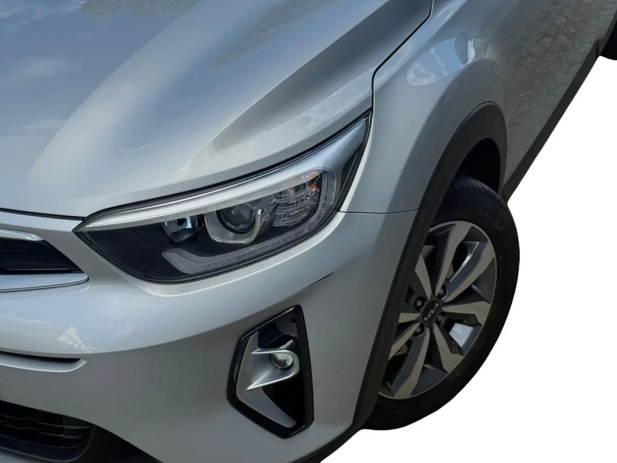 1.0 T-GDi MHEV DynamicPlusLine | Two-Tone | Camera | Keyless | Navi | Apple Carplay | Android Auto |