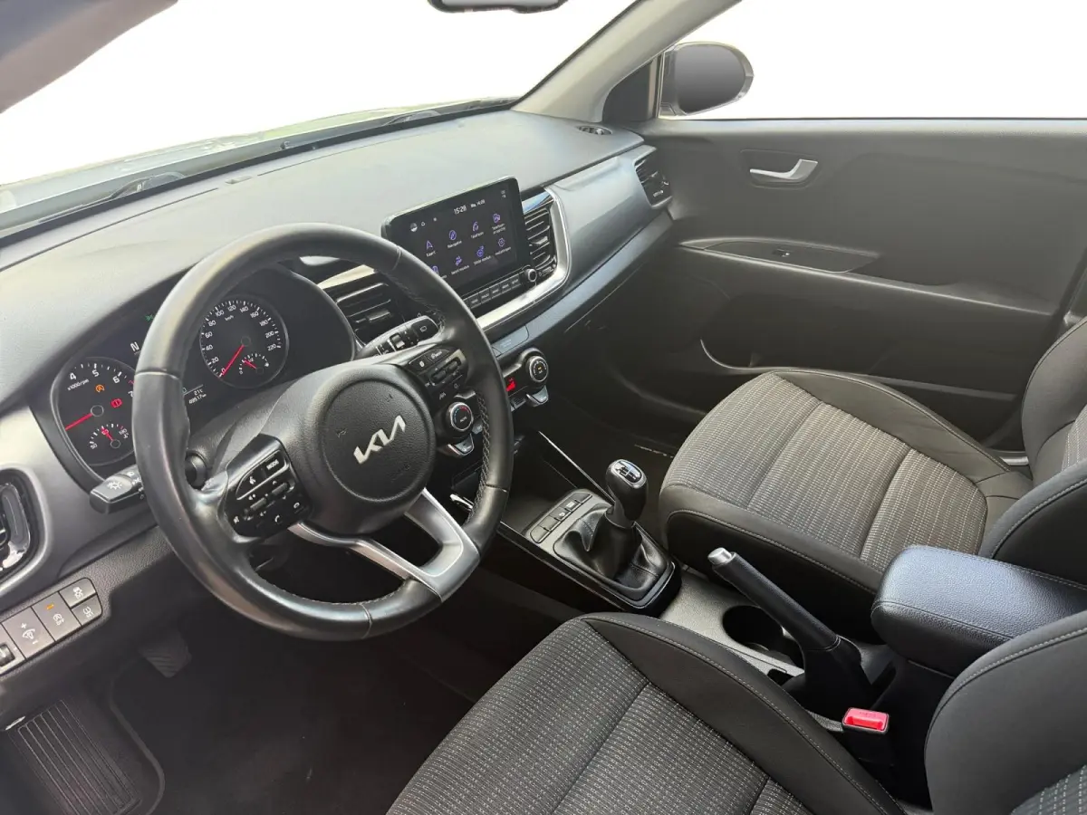 1.0 T-GDi MHEV DynamicPlusLine | Two-Tone | Camera | Keyless | Navi | Apple Carplay | Android Auto |