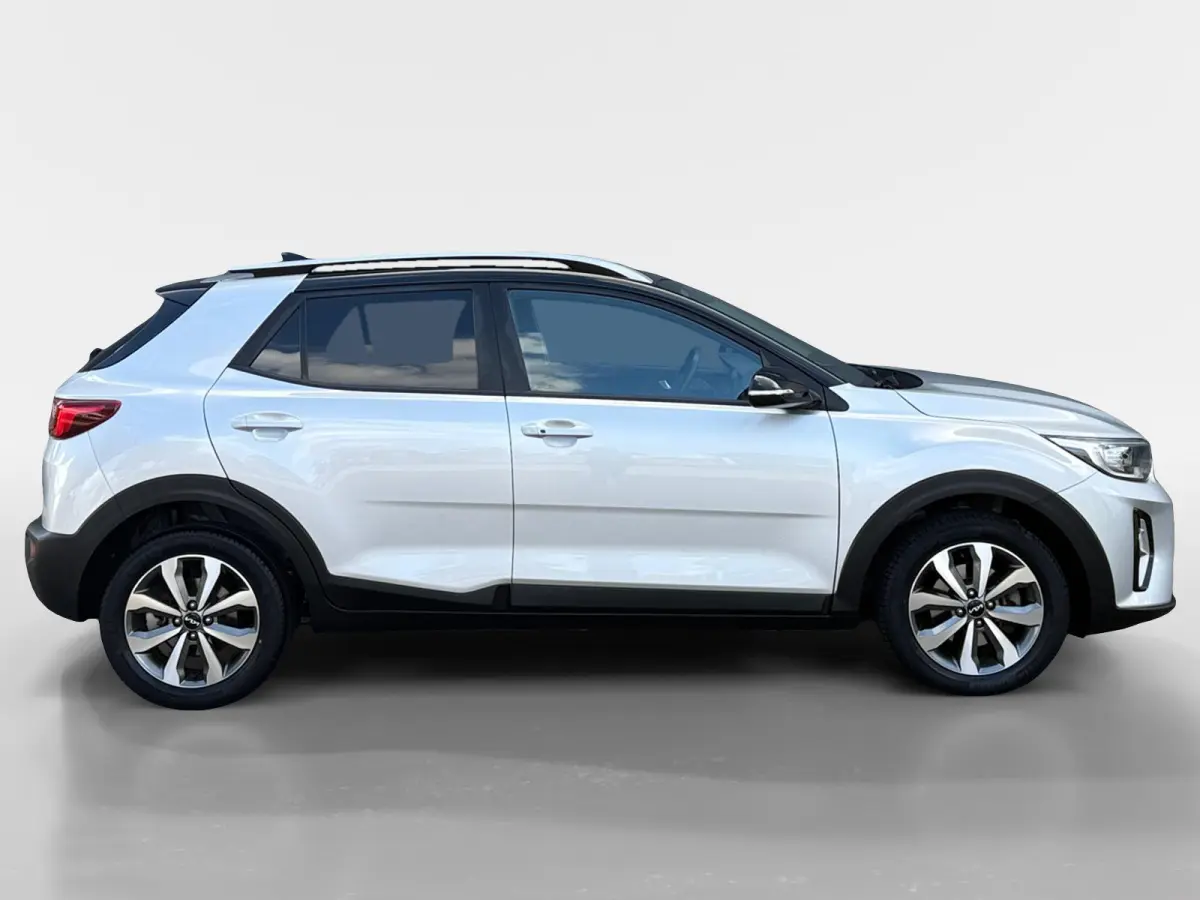 1.0 T-GDi MHEV DynamicPlusLine | Two-Tone | Camera | Keyless | Navi | Apple Carplay | Android Auto |