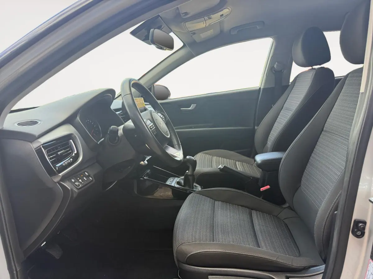 1.0 T-GDi MHEV DynamicPlusLine | Two-Tone | Camera | Keyless | Navi | Apple Carplay | Android Auto |
