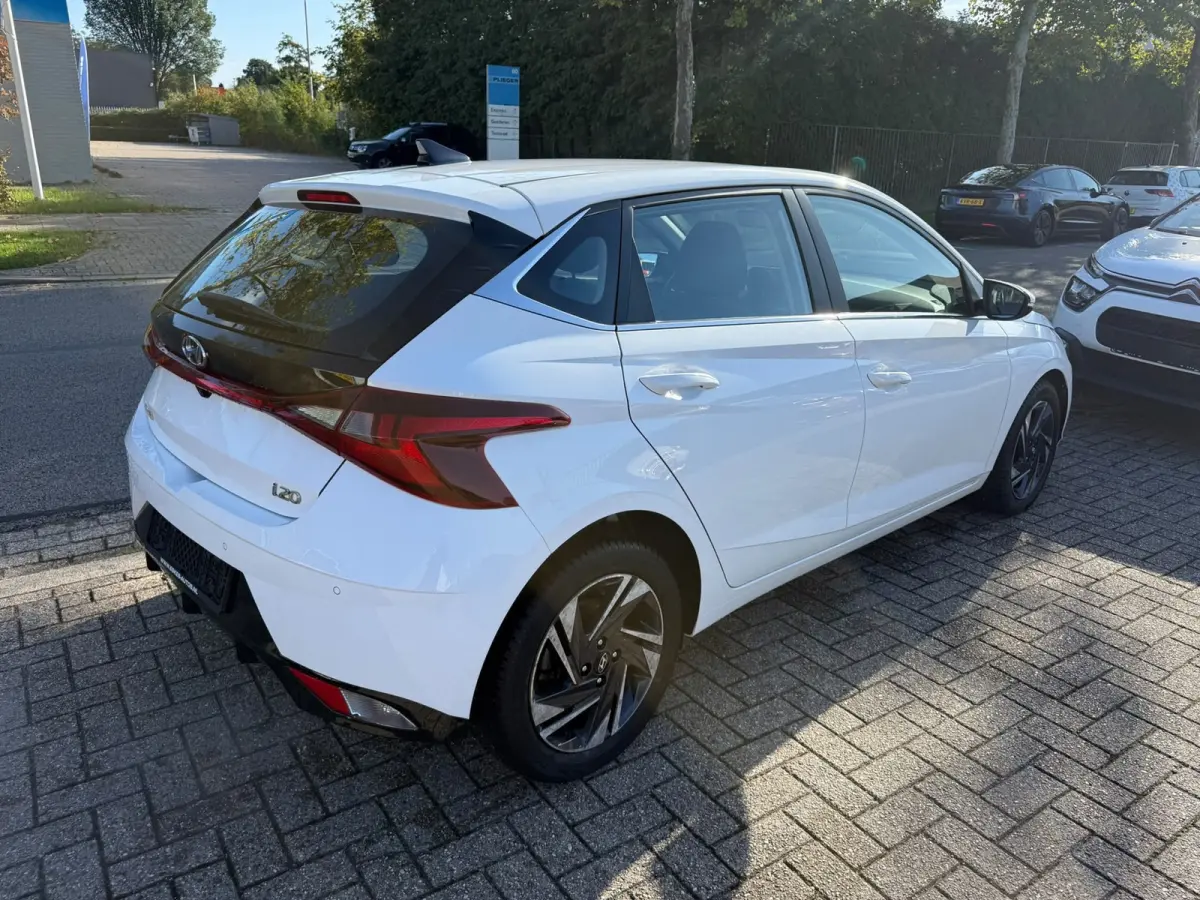 1.0 T-GDI Comfort Smart, Automaat, Navi/Carplay/Android, Camera, 1ste eigenaar, INC BTW