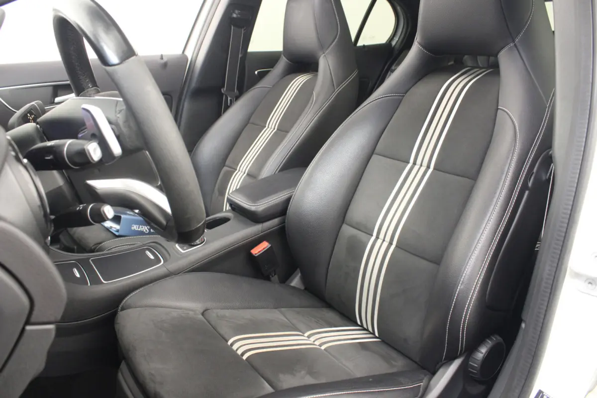 200 Premium Plus |Pano|Navi|