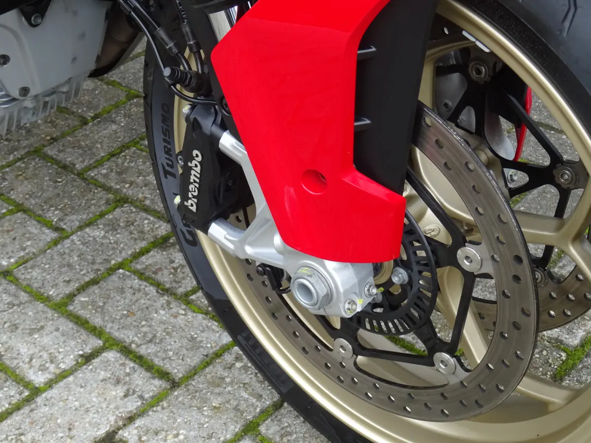 V 100 MANDELLO