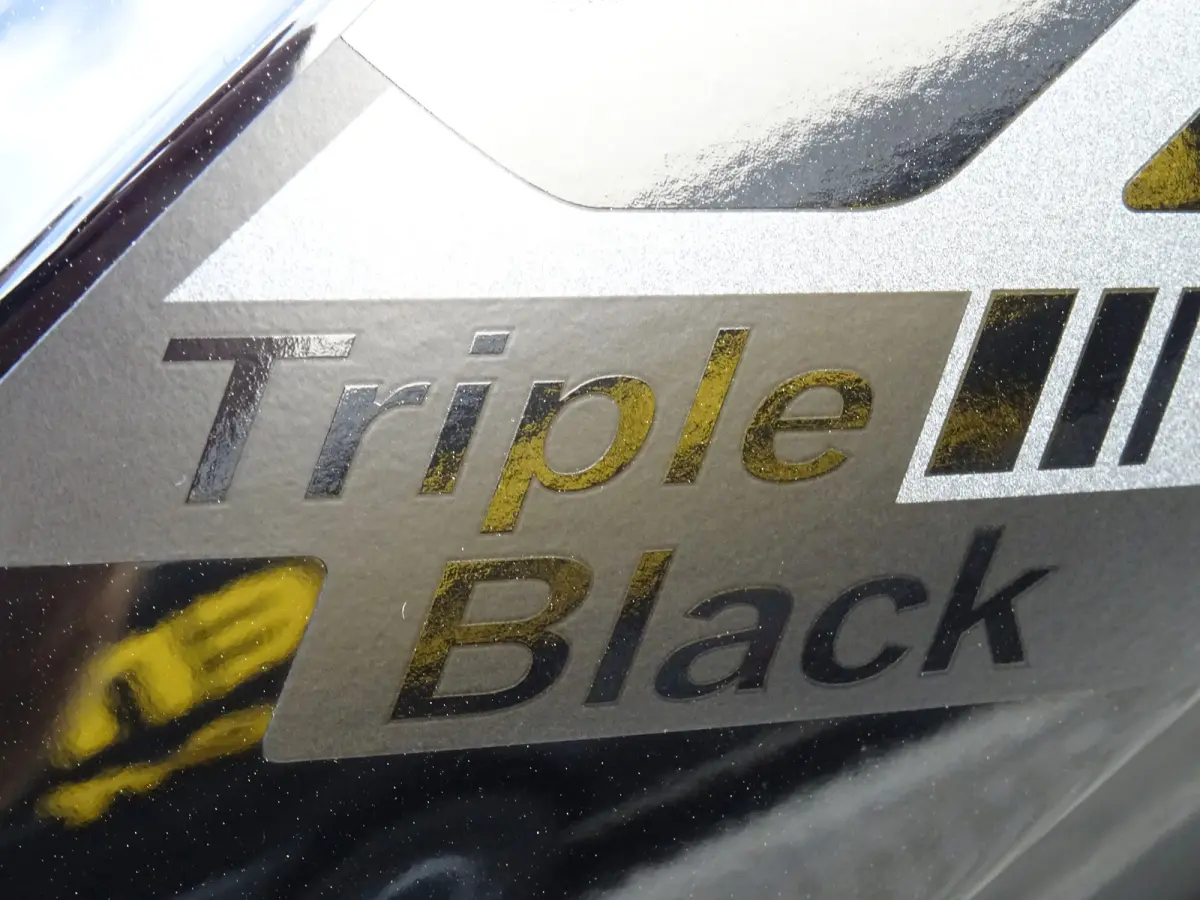 TRIPLE BLACK