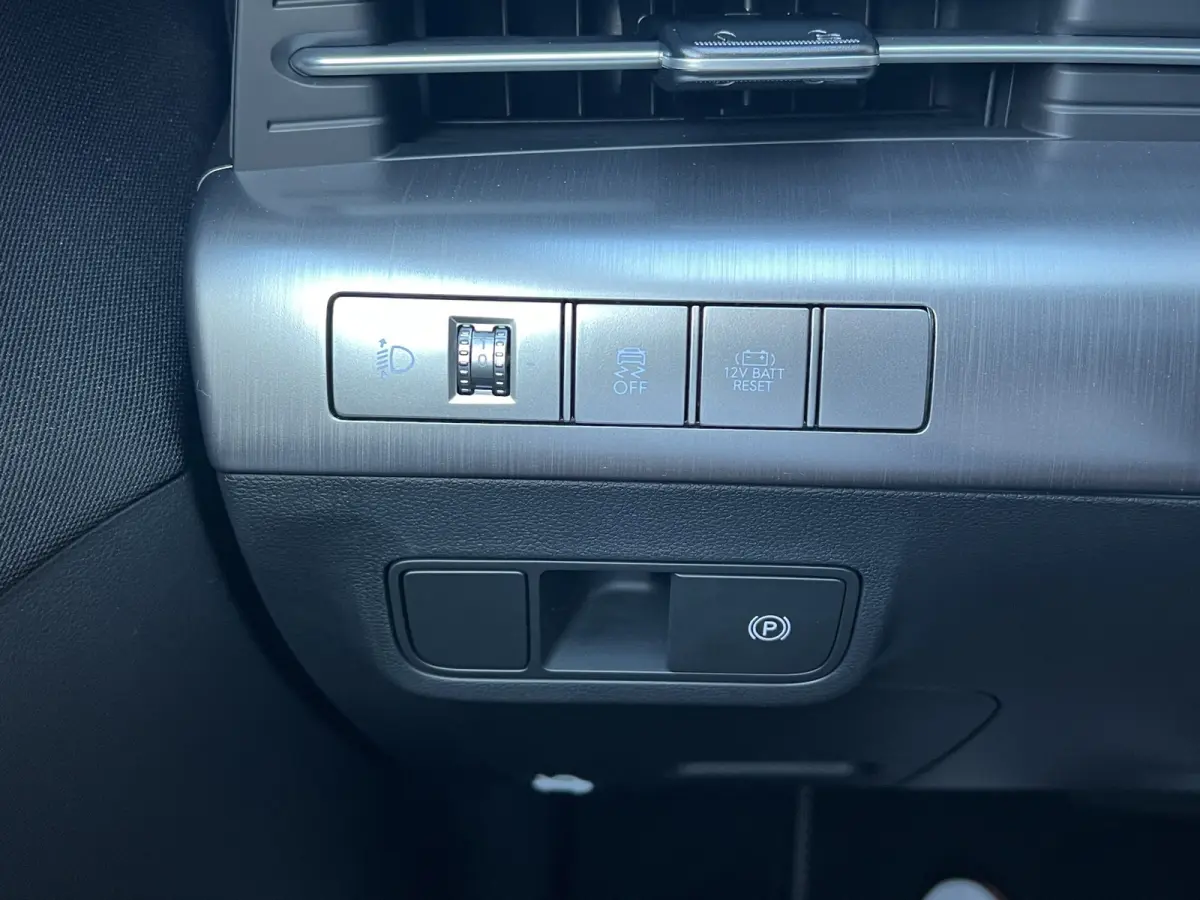 1.6 GDI HEV 138pk Comfort 18" | Camera | Climate controle | Adaptive cruise controle | Dodehoekdetectie | Stoelverwarming | Stuurverwarming | Parkeersensoren