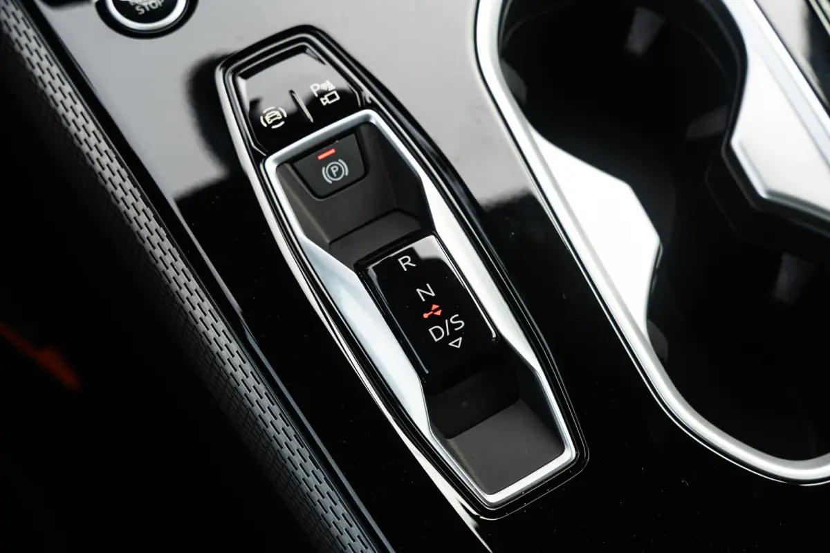 2.0 e-hybrid 299pk quattro S edition | Trekhaak | Achterasbesturing | Bijrijdersscherm | 360° camera