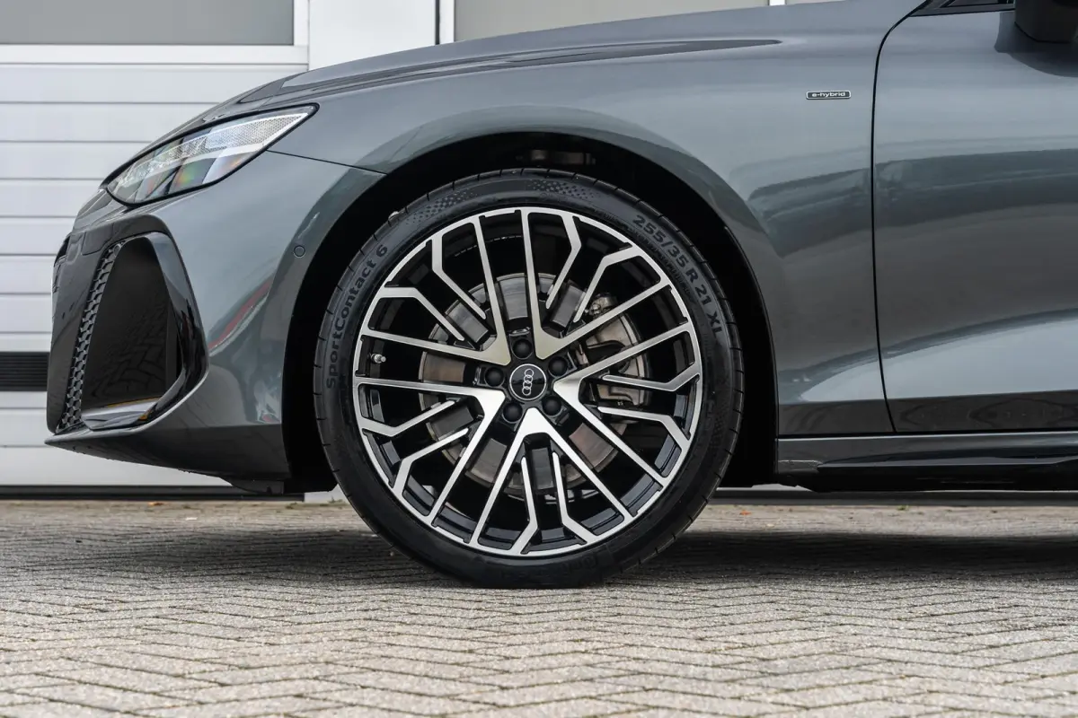 2.0 e-hybrid 299pk quattro S edition | Trekhaak | Achterasbesturing | Bijrijdersscherm | 360° camera