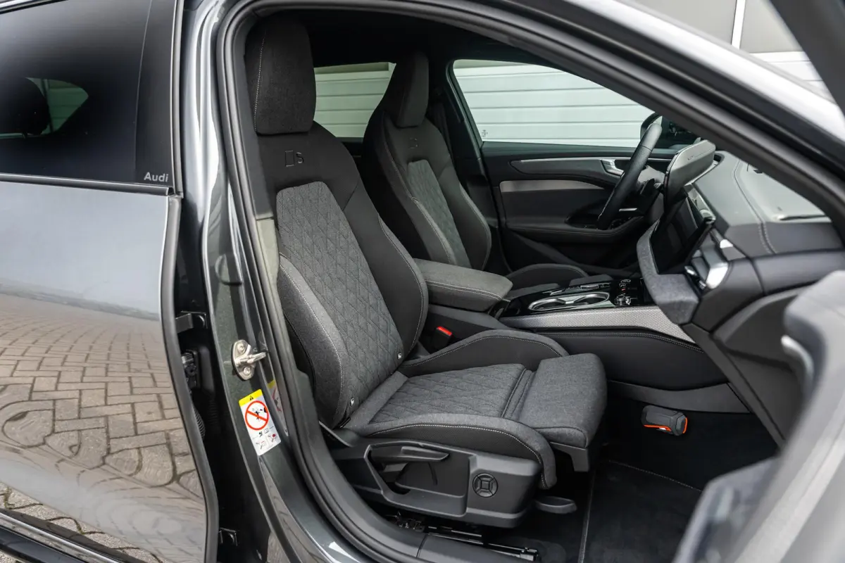 2.0 e-hybrid 299pk quattro S edition | Trekhaak | Achterasbesturing | Bijrijdersscherm | 360° camera