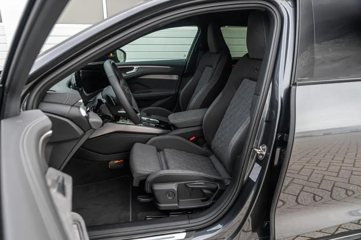 2.0 e-hybrid 299pk quattro S edition | Trekhaak | Achterasbesturing | Bijrijdersscherm | 360° camera